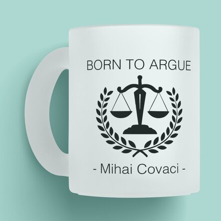 Cană mată personalizată cu text pentru avocați - Born to argue