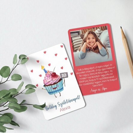 Személyre szabott, kétoldalas alumínium kártya üzenettel és fotóval - Cupcake