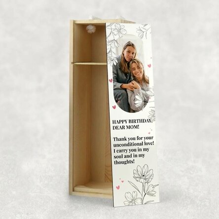 Personalised wine box with a photo and message for her