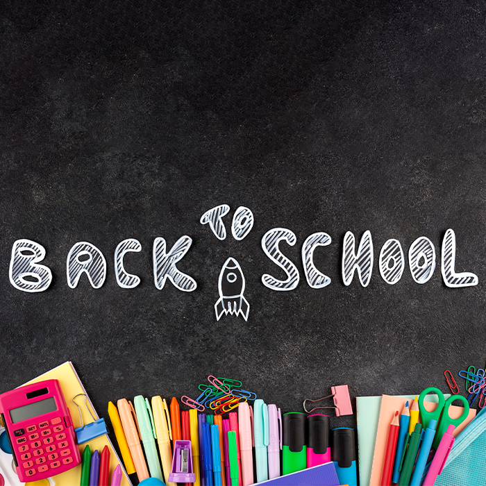 BACK TO SCHOOL: Cadouri și accesorii personalizate pentru școlari 