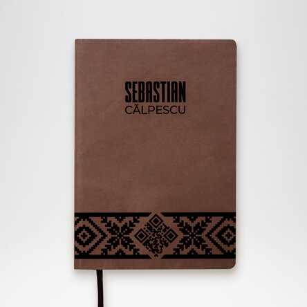 Agendă din piele personalizată cu nume și cod QR  - Tradițional