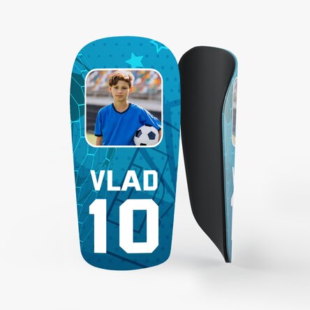 Apărători de fotbal personalizate cu o poză și text