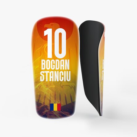 Apărători de fotbal personalizate cu text - România
