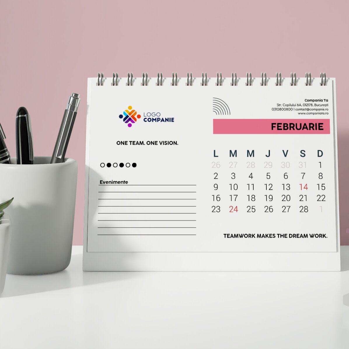 Calendar de birou personalizat cu logo și text 
