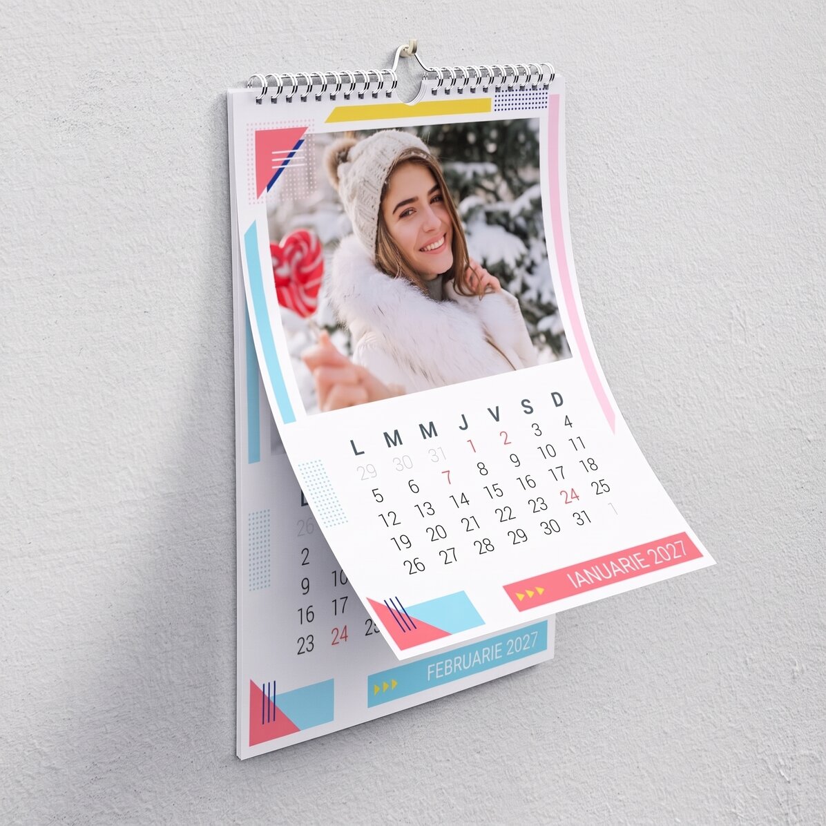 Calendar personalizat cu poze - Multicolor