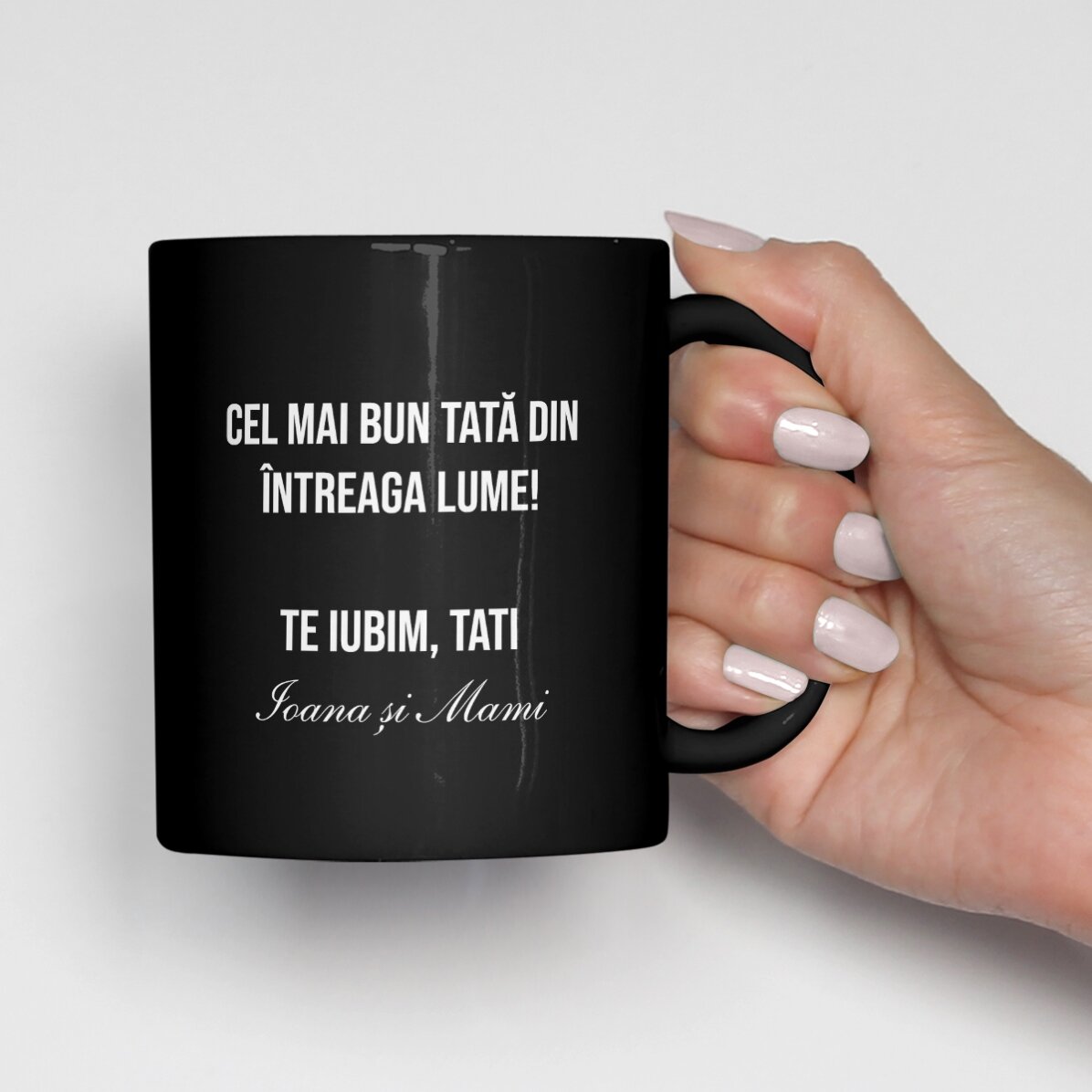 Cană neagră personalizată cu o fotografie și mesaj