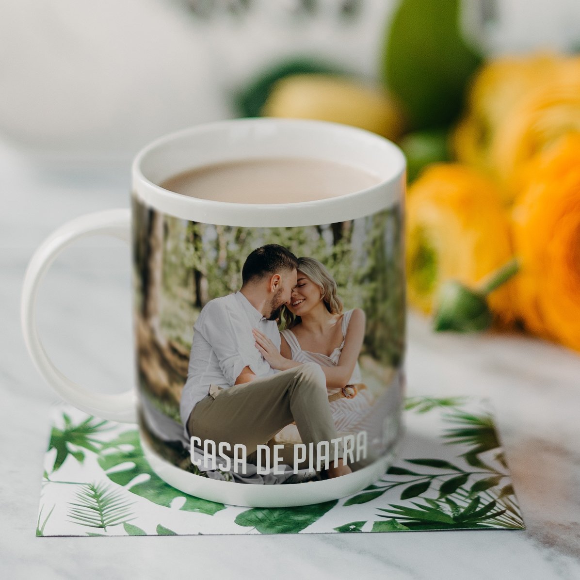 Cană personalizată cu o poză landscape și text