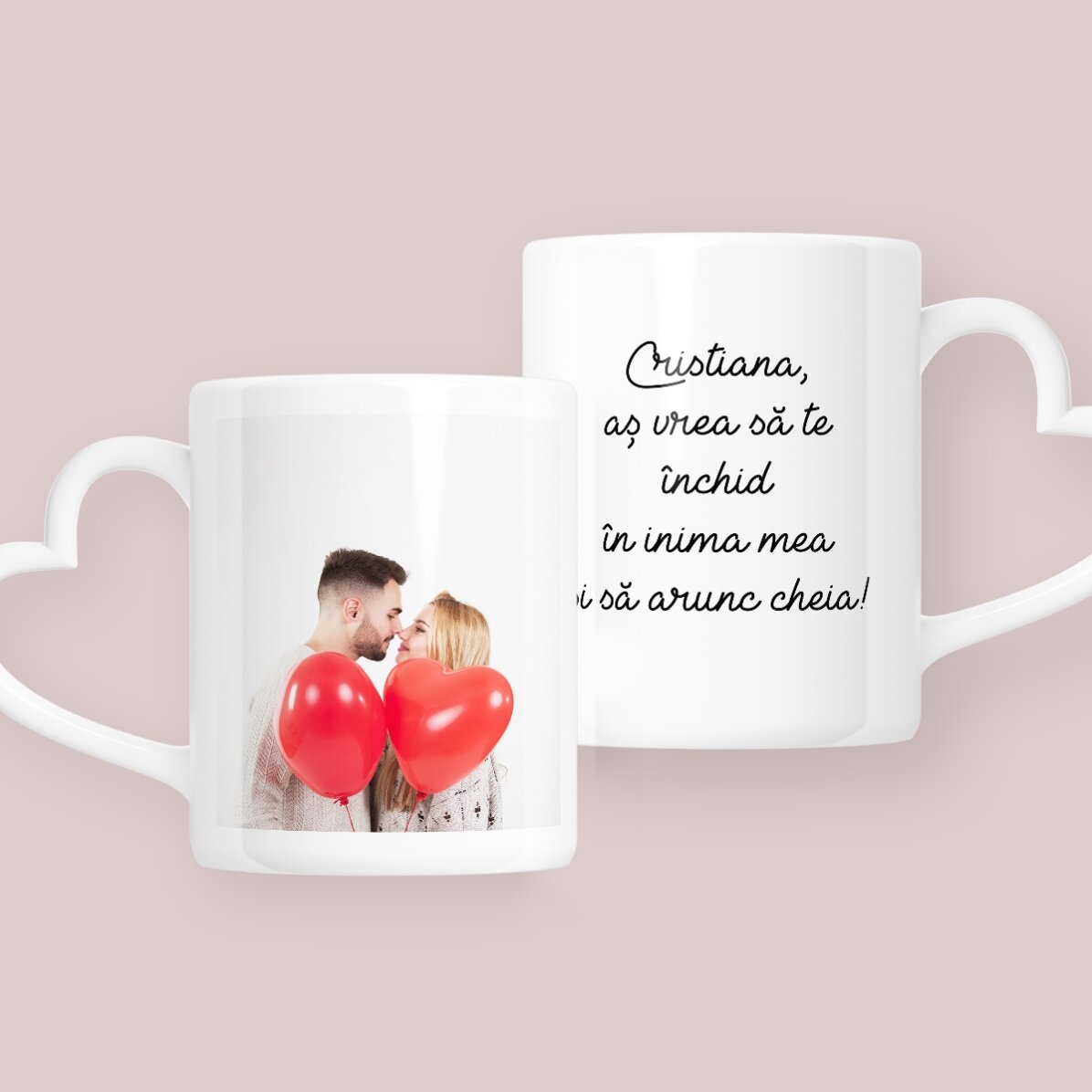 Cană personalizată cu o poză și text - model toartă în formă de inimă