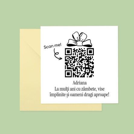 Card pătrat personalizat cu mesaj și cod QR - La mulți ani!