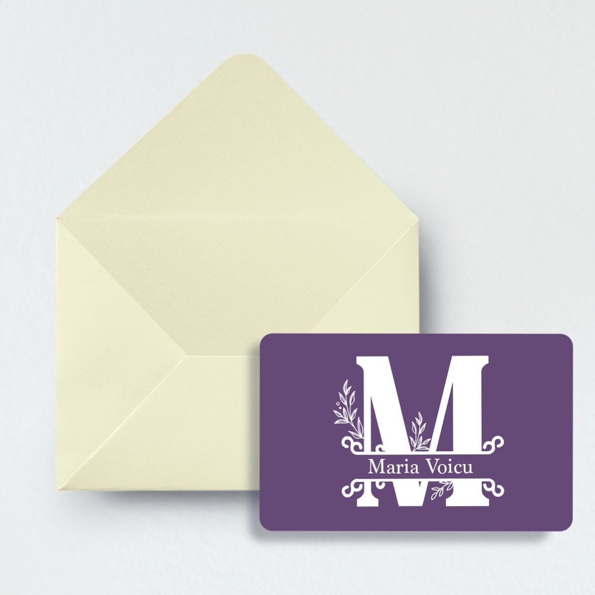 Carte de vizită aluminiu personalizată față-verso cu poză, mesaj și cod QR - Monogramă