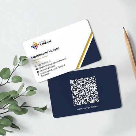 Carte de vizită aluminiu personalizată, design geometric, logo și cod QR