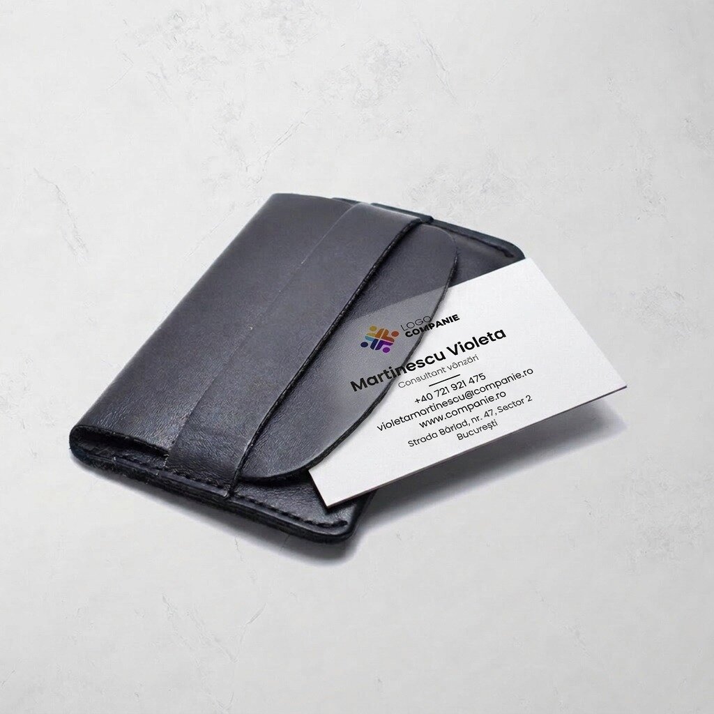 Cărți de vizită pe hârtie personalizate, design minimalist, logo și cod QR