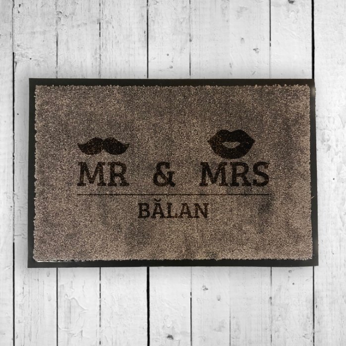 Covoraș intrare de interior personalizat - Mr & Mrs