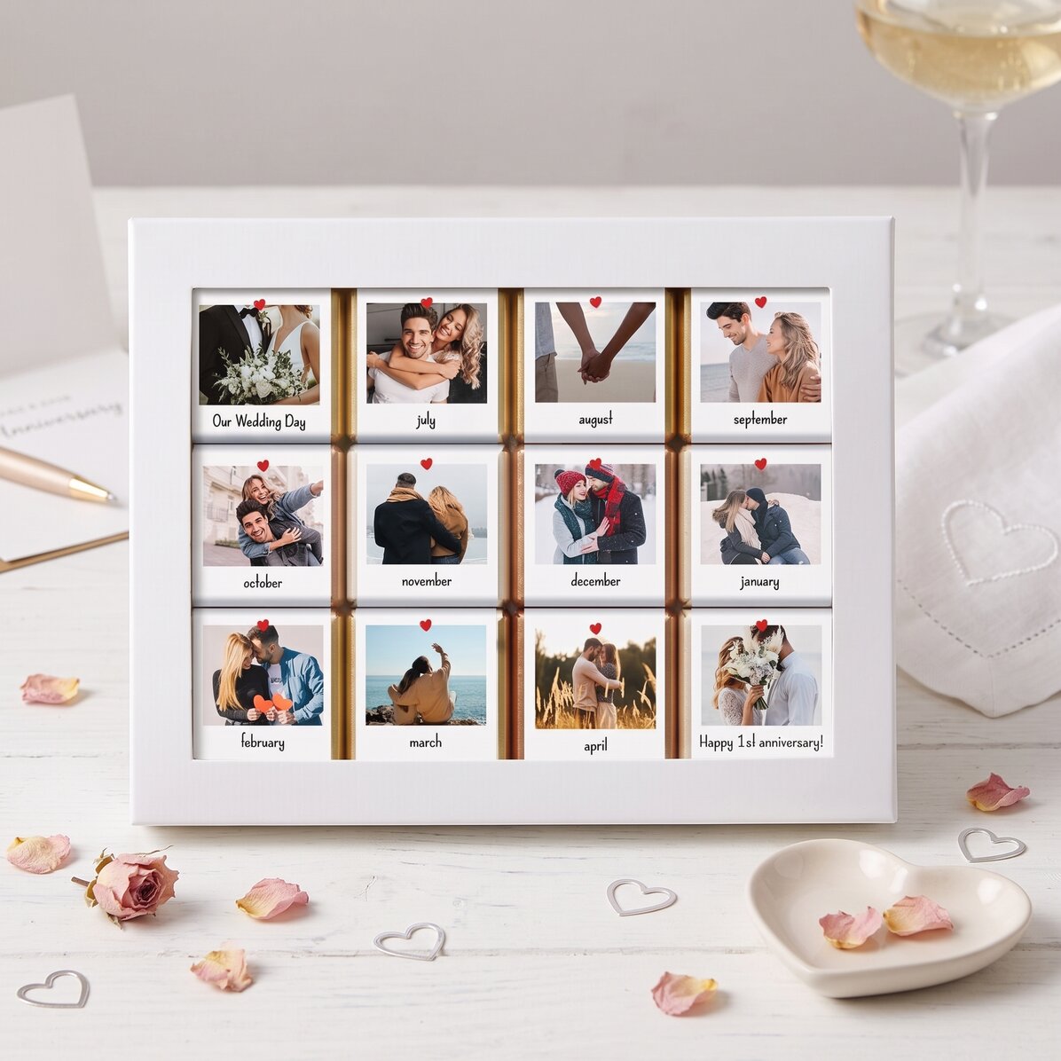 Cutie cadou cu 12 mini ciocolățele personalizate cu poze și mesaje - Our Story