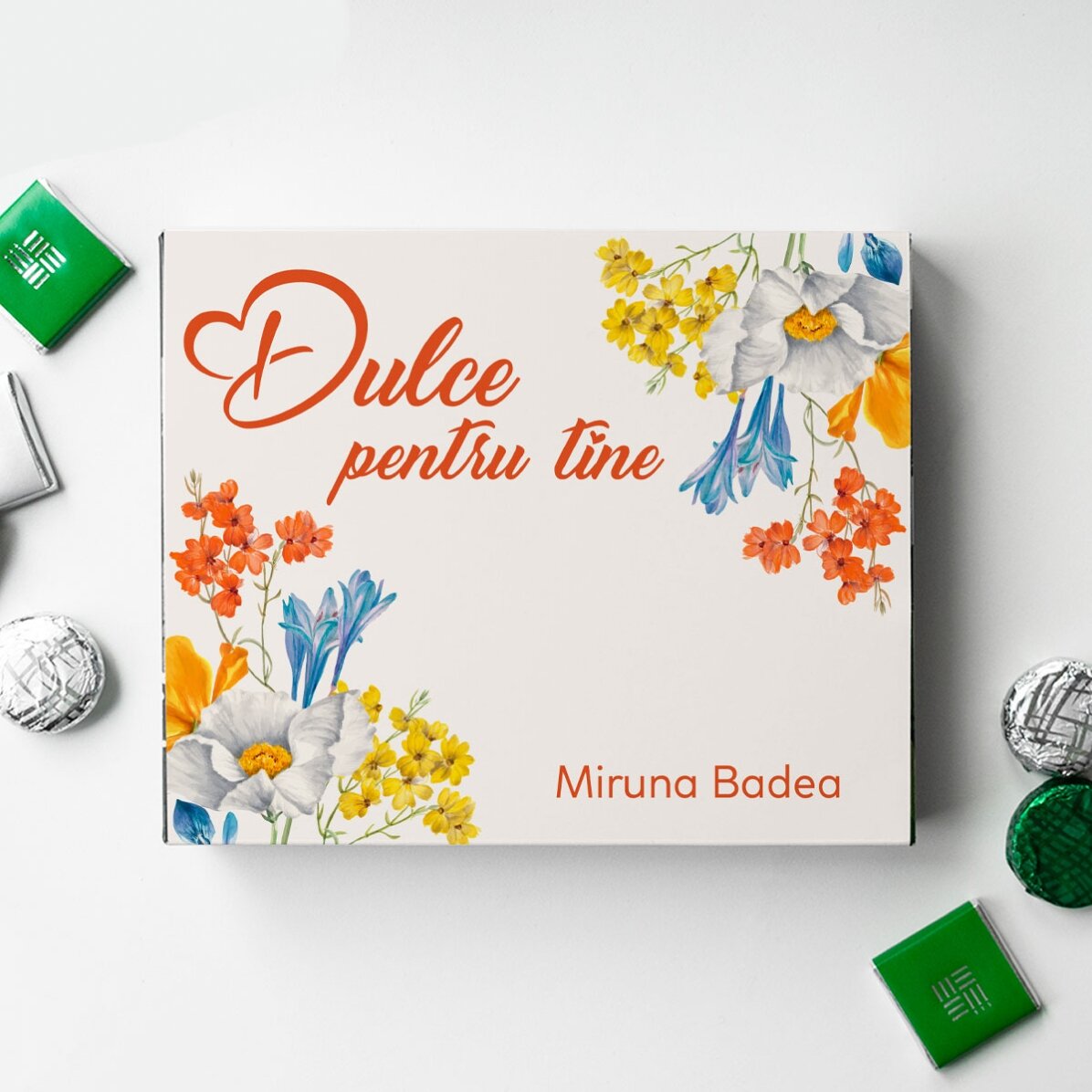 Cutie de bomboane personalizată cu text - Flori de primăvară