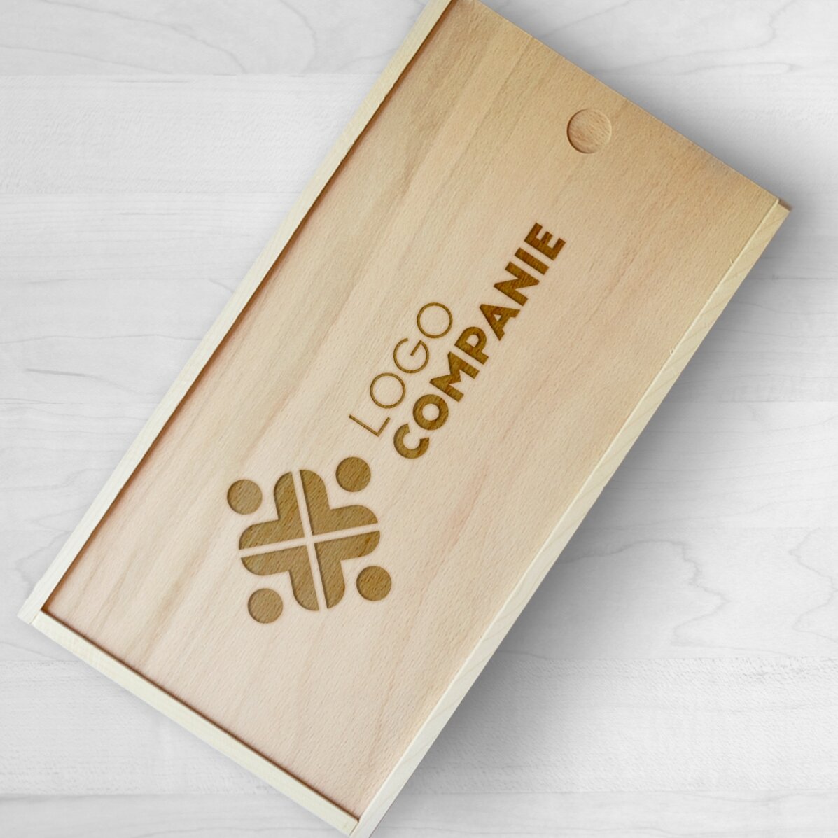 Cutie de cadou personalizată din lemn cu logo