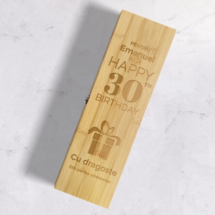 Cutie de vin din bambus cu accesorii personalizată cu mesaj - Happy Birthday Gift