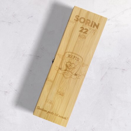 Cutie de vin din bambus cu accesorii personalizată FC Rapid cu mesaj 