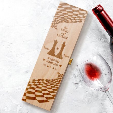 Cutie de vin personalizată cu nume și text - Chess