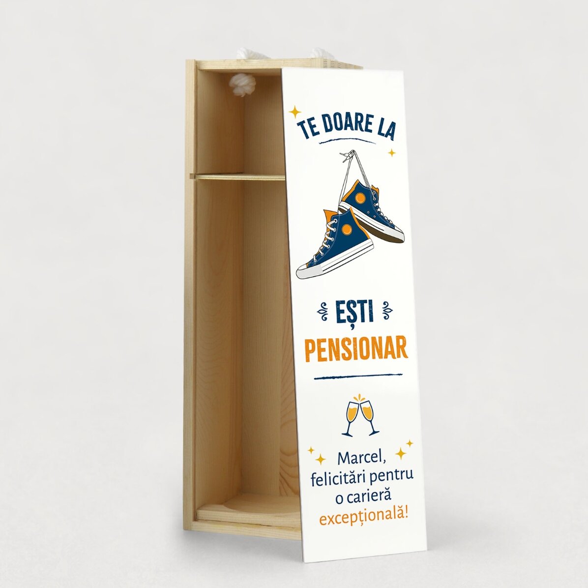 Cutie de vin personalizată cu text - Pensionar