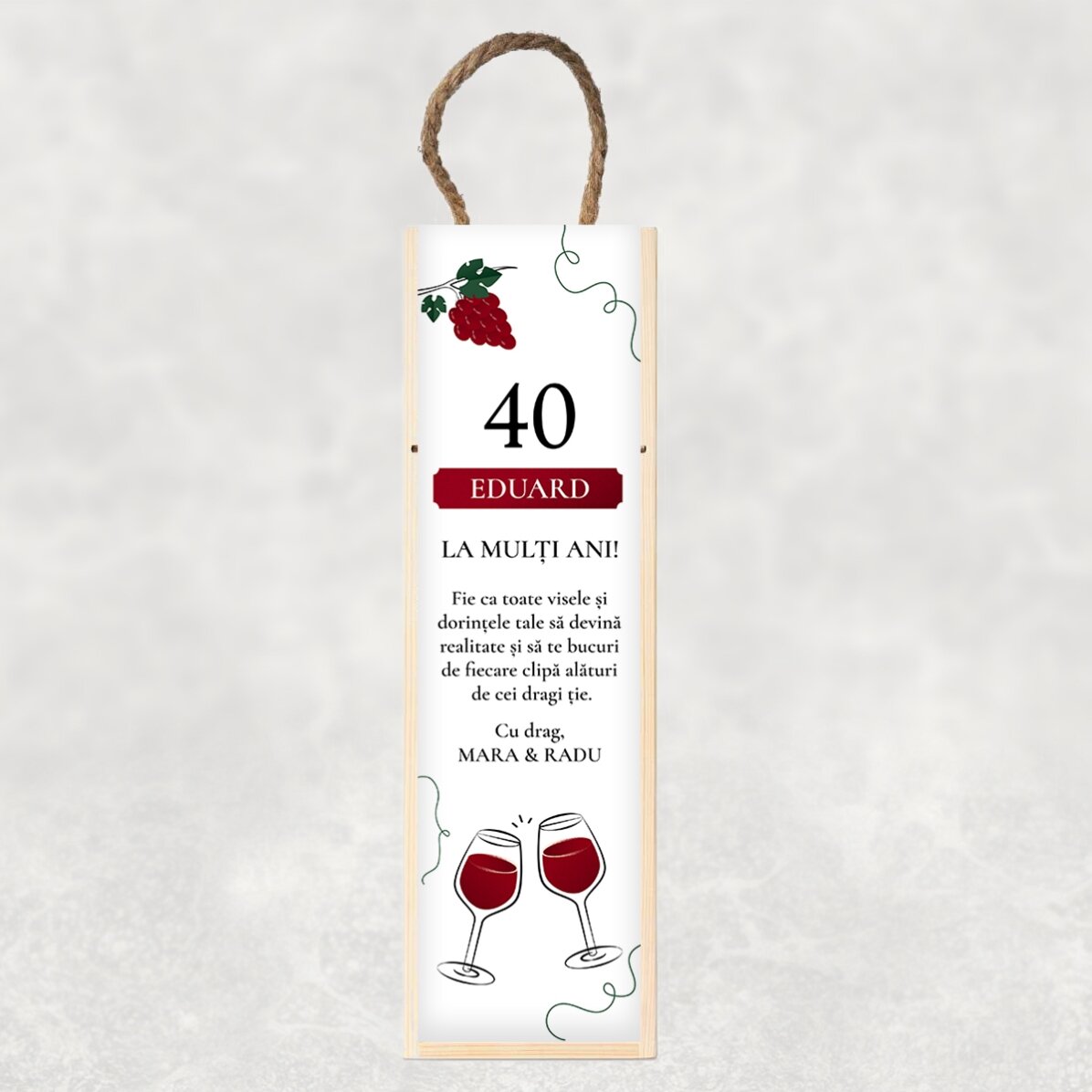 Cutie de vin personalizată cu text pentru zi de naștere