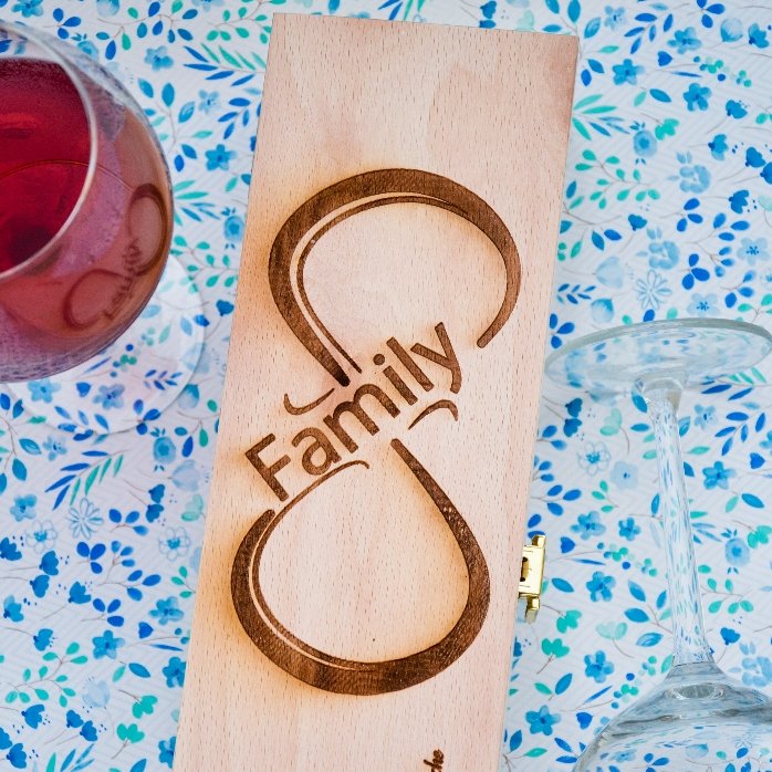 Cutie de vin personalizată - Infinite Family