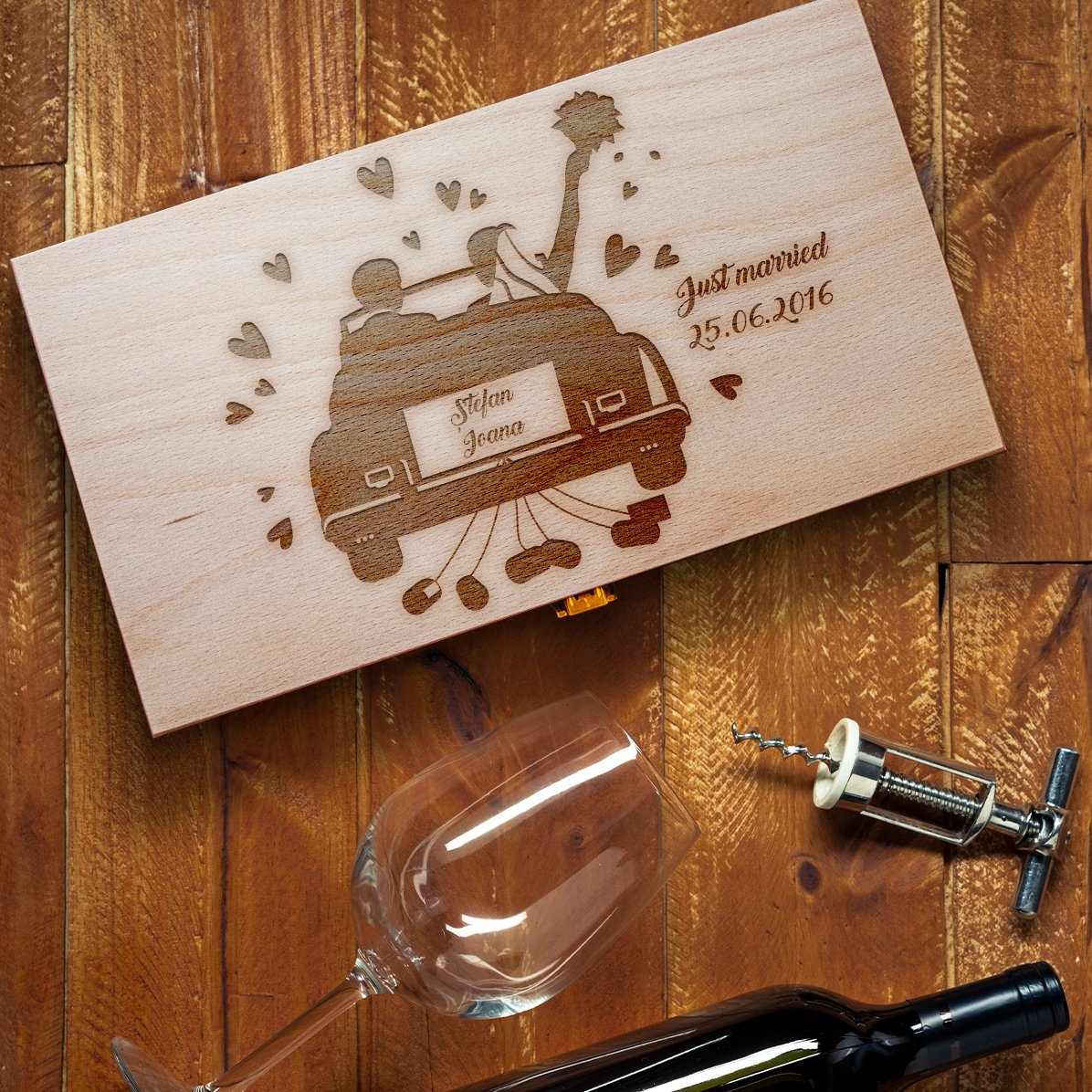 Cutie de vin personalizată pentru două sticle - Just Married 