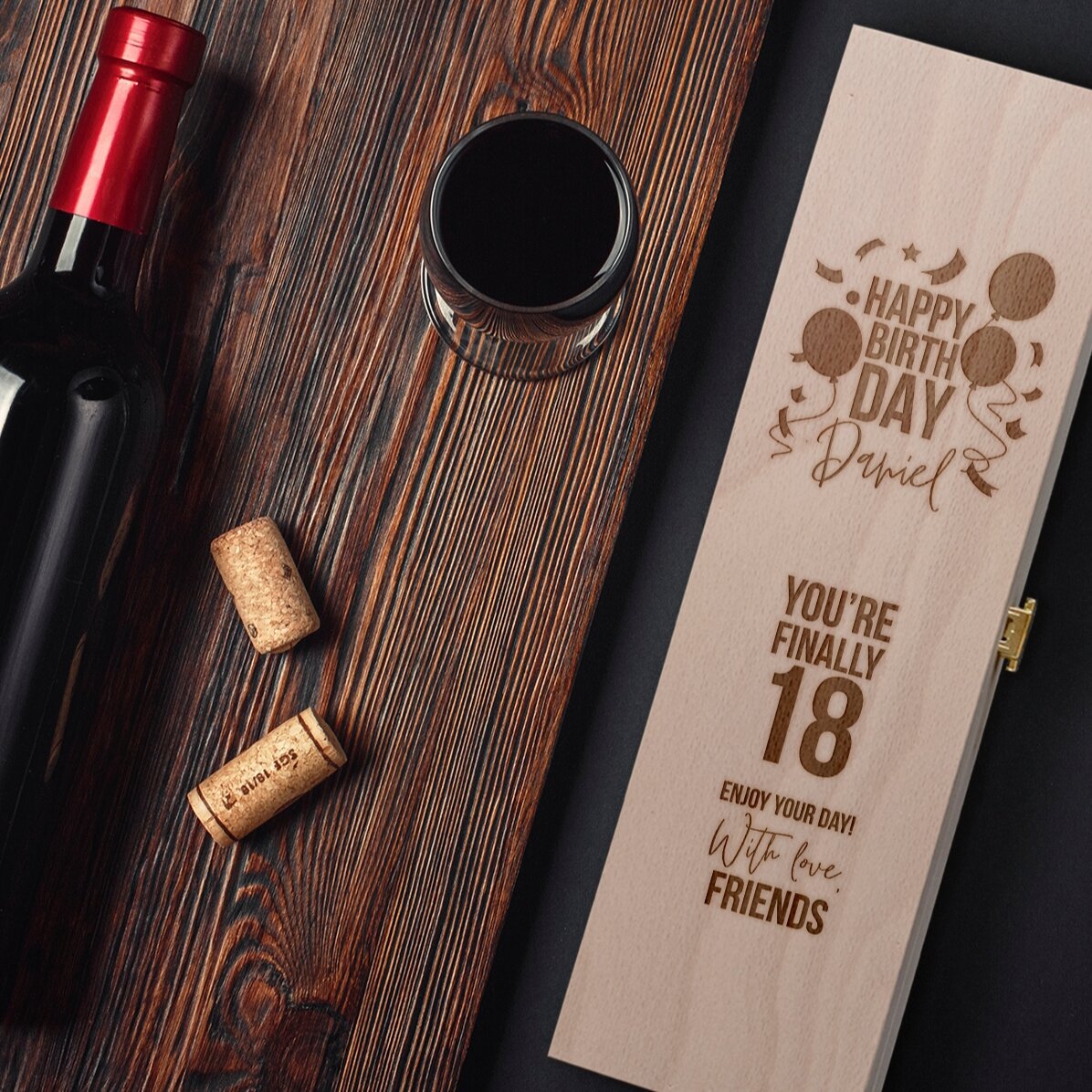 Cutie de vin spumant personalizată - model zi de naștere