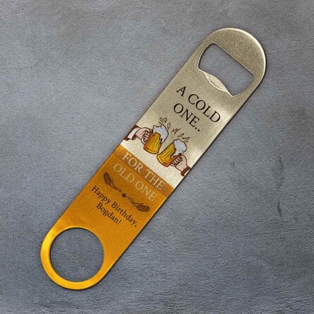 Desfăcător de bere personalizat cu text - Cheers!