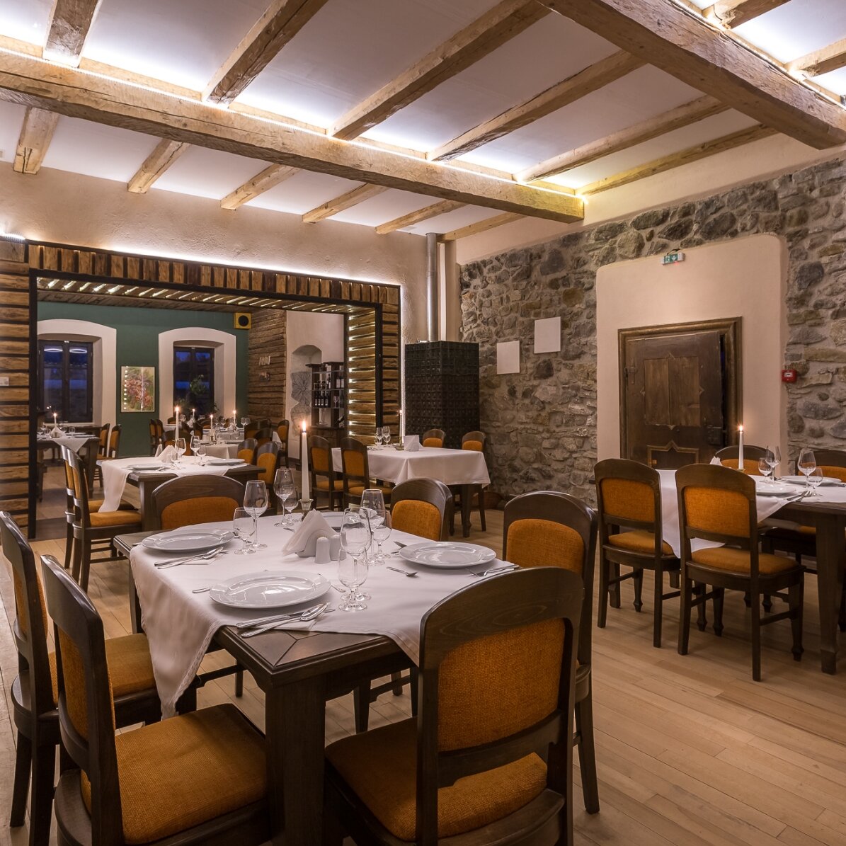 Sejur la Castel Daniel - Escapadă romantică pentru cupluri