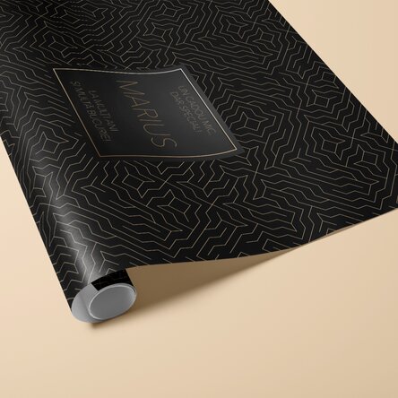 Hârtie de împachetat cadouri personalizată cu text - Black & Gold