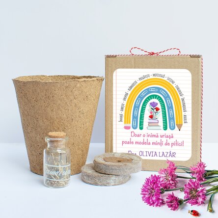 Kit de plantat flori de primăvară în cutiuță personalizată cu mesaj pentru educatoare