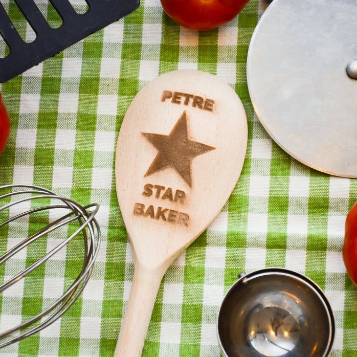 Lingură de lemn personalizată - Starul din bucătărie