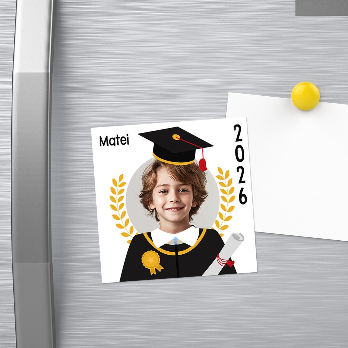 Magnet 10x10 personalizat cu poză și mesaj - Absolvent 