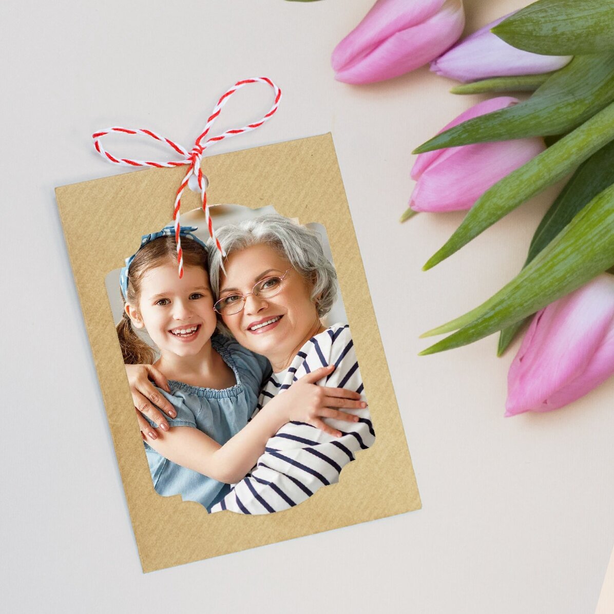 Mărțișor plantabil personalizat cu o poză