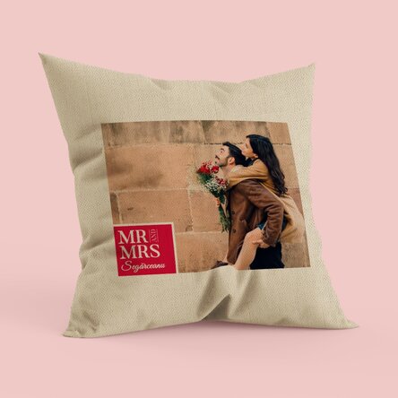 Pernă personalizată cu o poză - Mr & Mrs - In