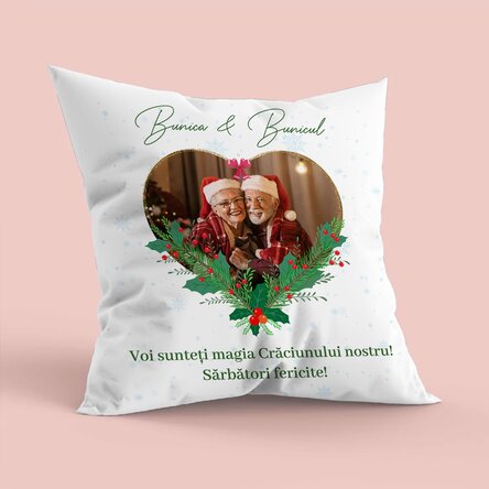 Pernă personalizată cu o poză și mesaj - Magia Crăciunului