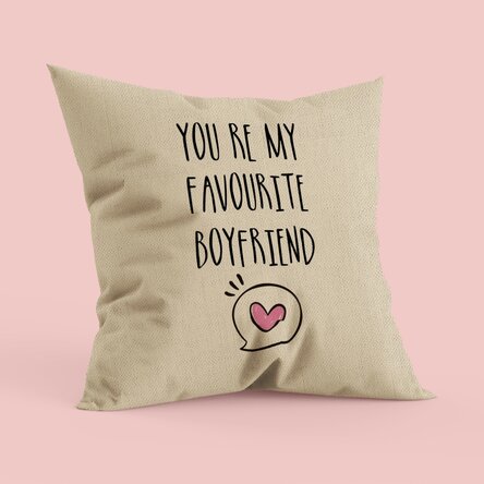 Pernă personalizată cu text - Favourite boyfriend - In