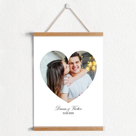 Poster cu agățătoare personalizat cu poză în formă de inimă și text - Te iubesc!