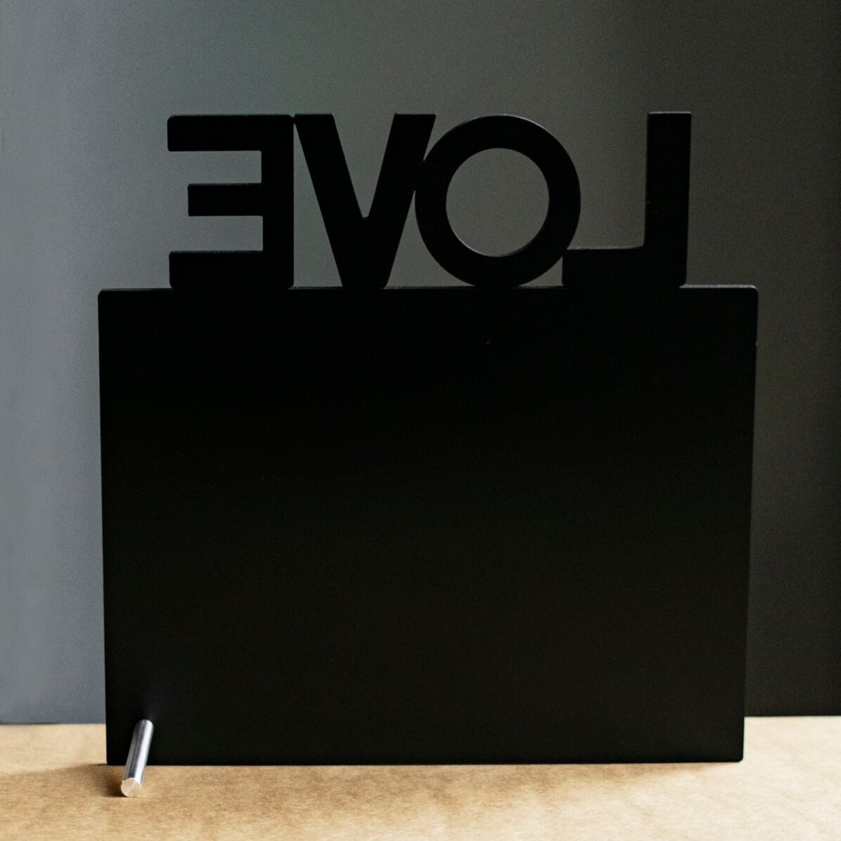 Ramă foto de birou personalizată cu 6 poze și text - model LOVE