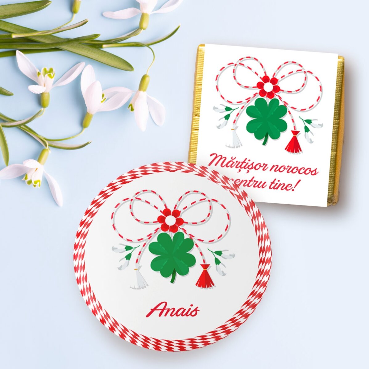 Set cadou mărțișor cu mini ciocolată și insignă personalizată cu nume - Noroc