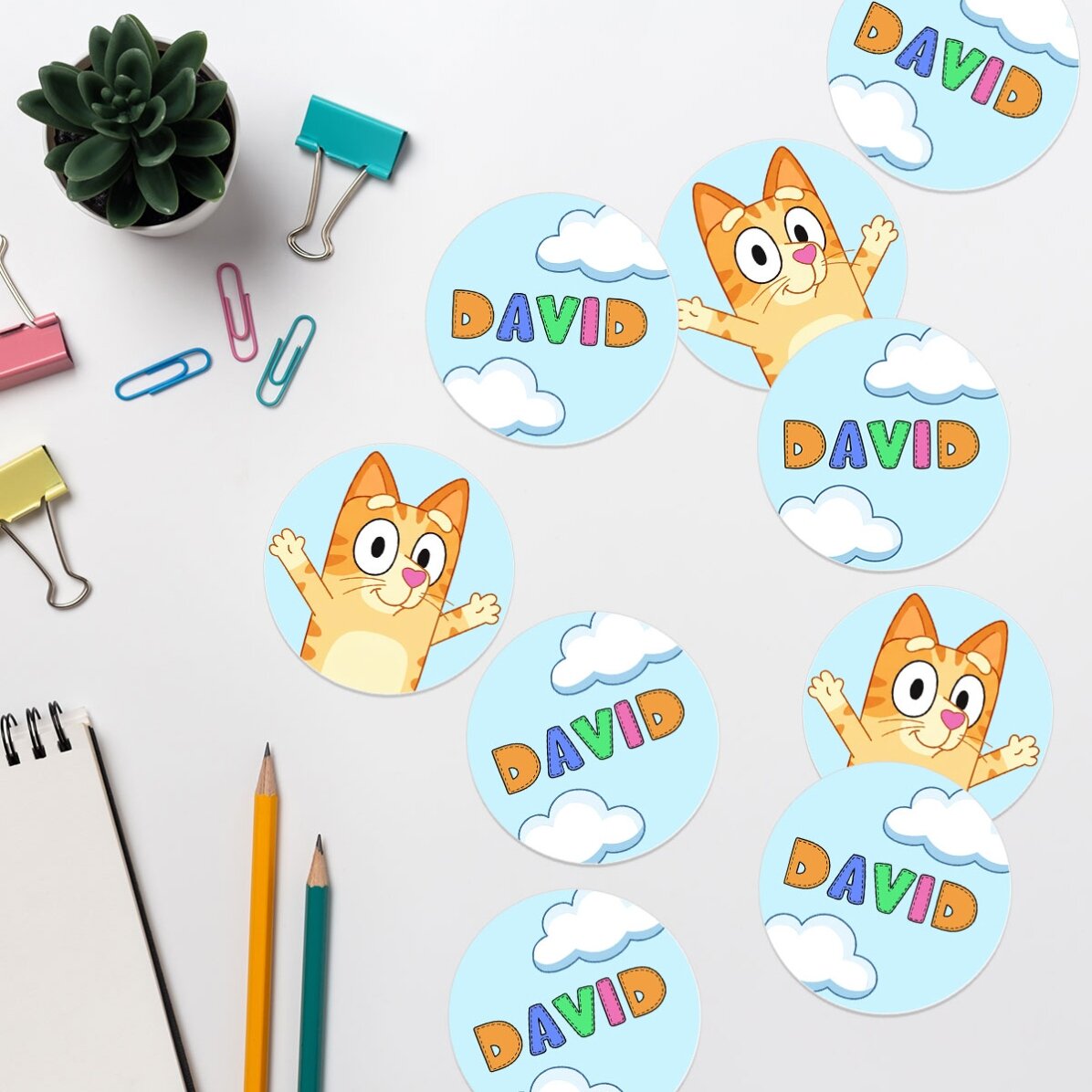 Set personalizat pentru grădiniță sau școală – Personaje din desene