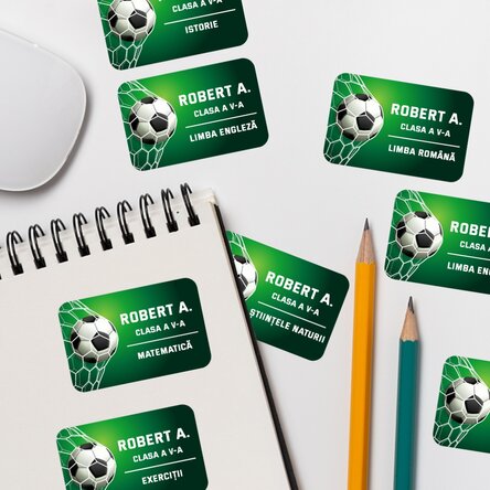 Set de 8 stickere (etichetă autoadezivă) personalizate pentru școală - Fotbal