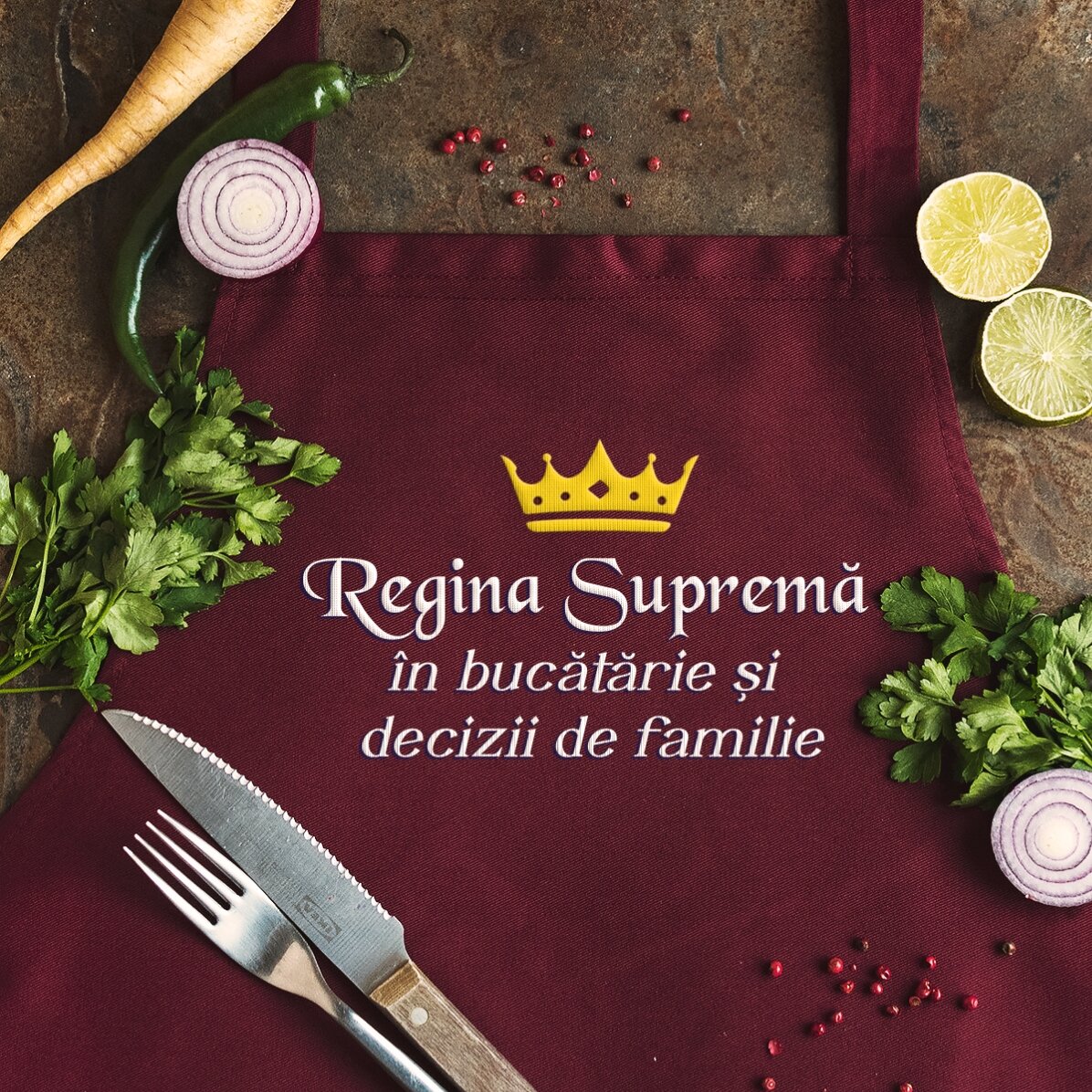 Șorț brodat  - Regina Supremă