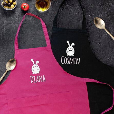 Șorțuri personalizate pentru cuplu - Iepurași