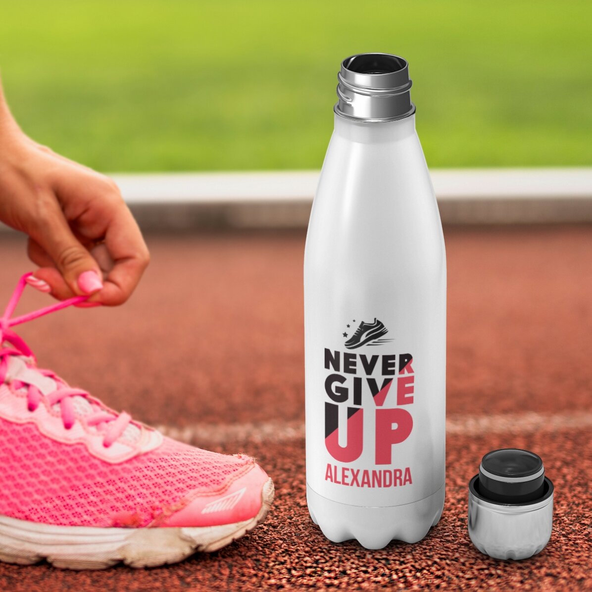 Termos cu bază albă personalizat cu nume - Never give up