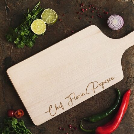 Personalised chopping board with signature
