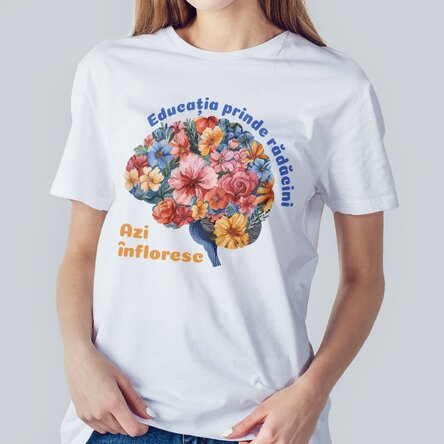 Tricou din bumbac personalizat cu text - Minte înflorită