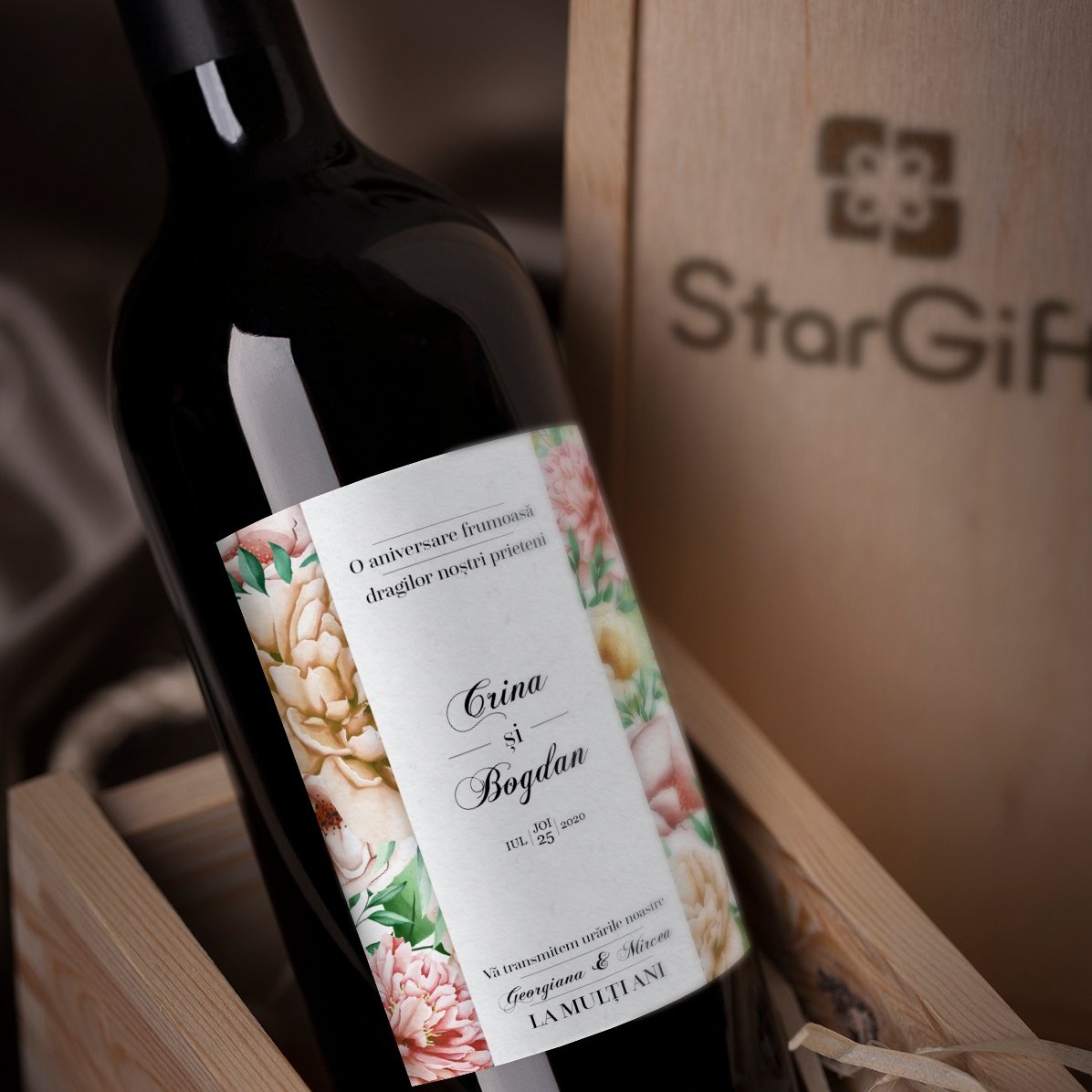 Vin personalizat cu text - Aniversare frumoasă