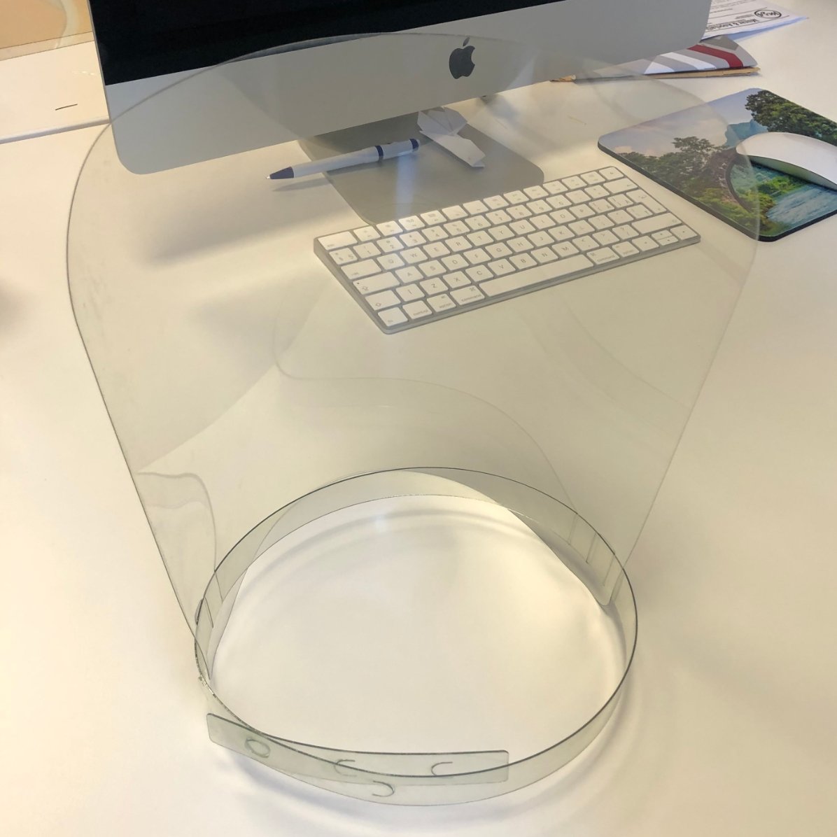 Vizieră transparentă